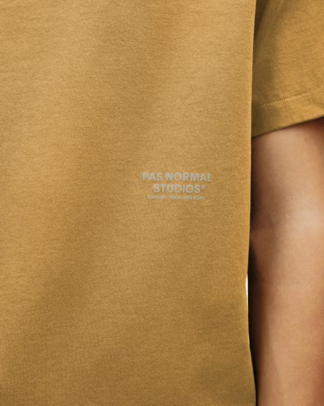 Off-Race T-Shirt Unisex