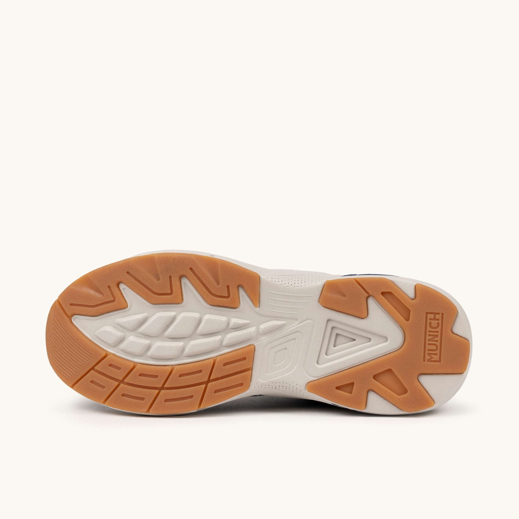M2000 Sneaker Man