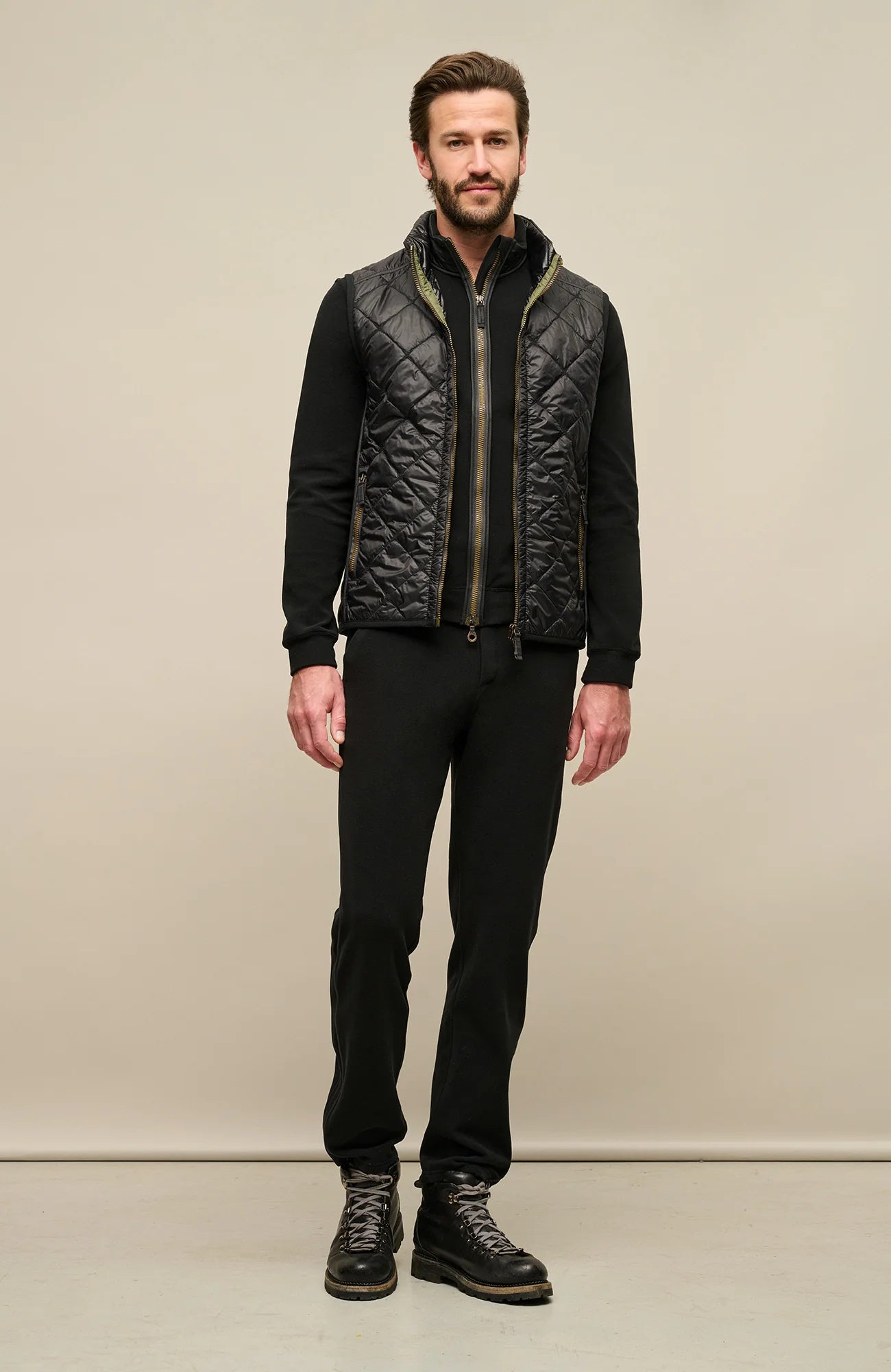 Henri-QL Vest M