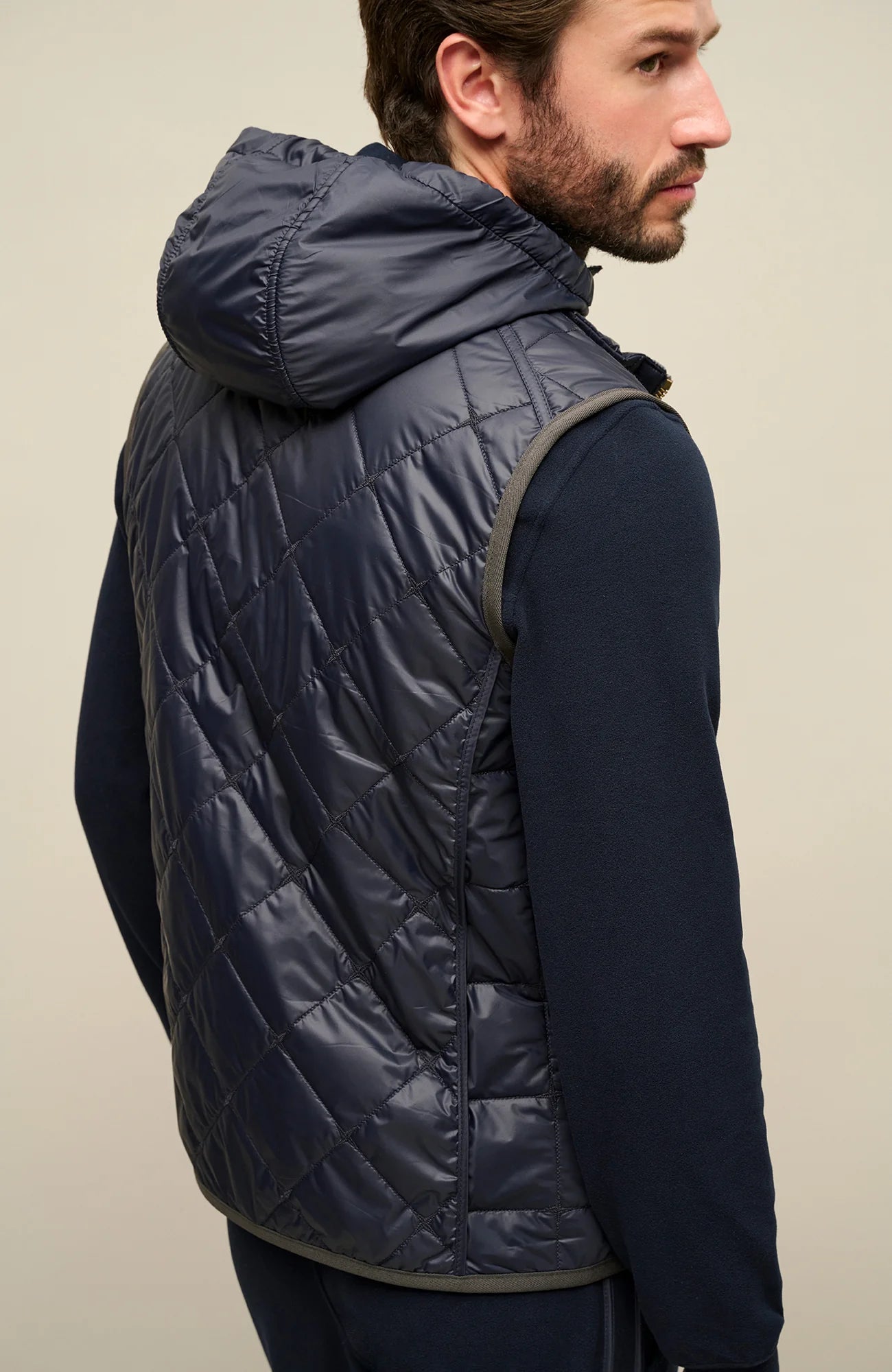 Henri-QL Vest M