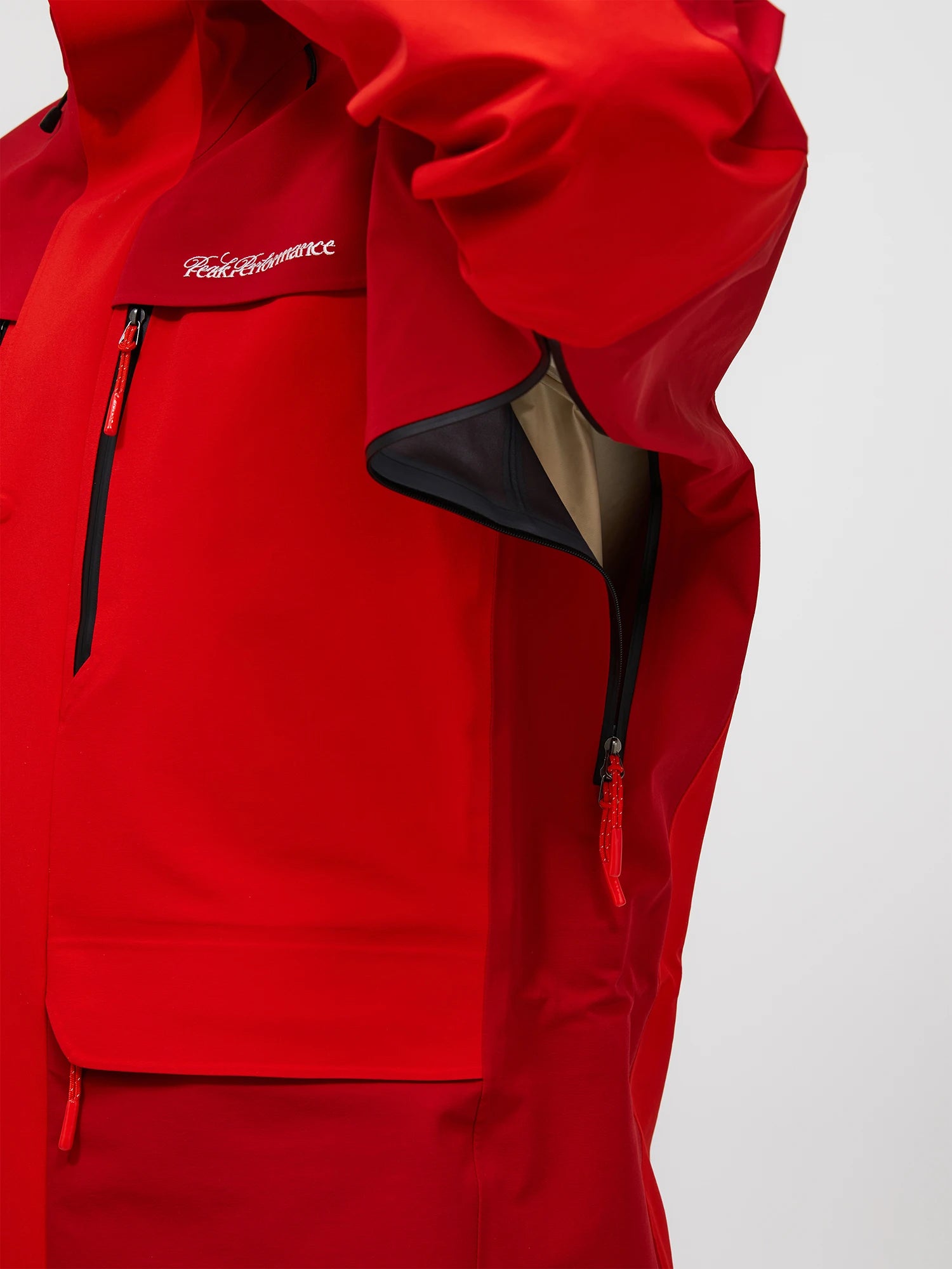 40Y R&D Long Gore-Tex 3L C-Knit Shell Jacket Wmn