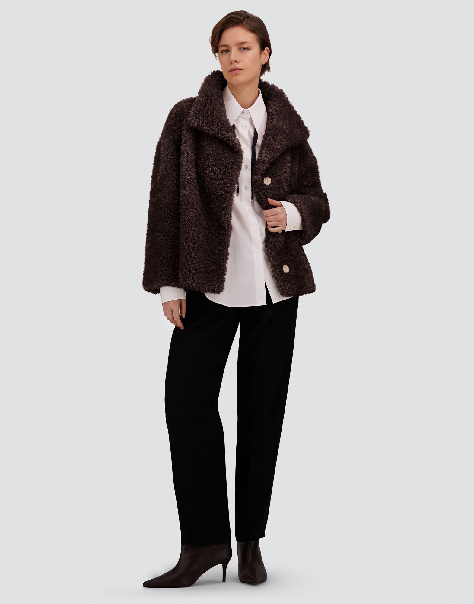 Curly Effect Fur Touch Short Jacket Wmn