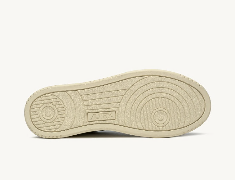 Medalist Low LL22 Man