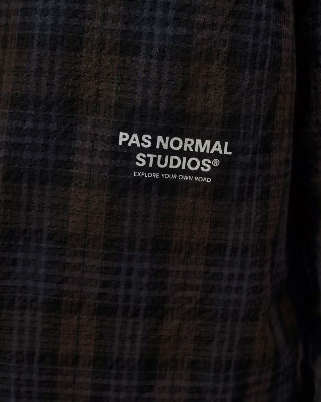 Off-Race Seersucker Shirt Man